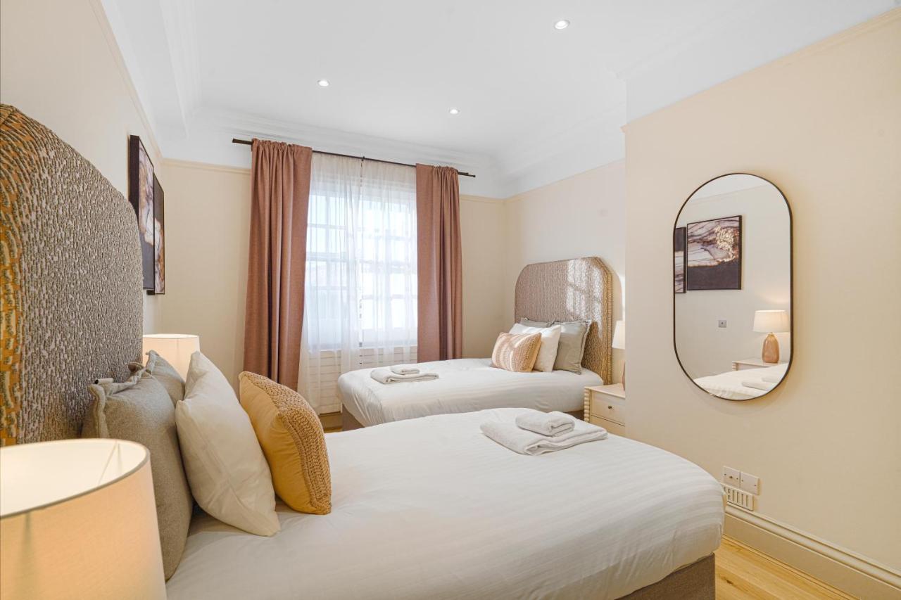 Spacious And Modern 4 Beds Home In Kensington Лондон Экстерьер фото
